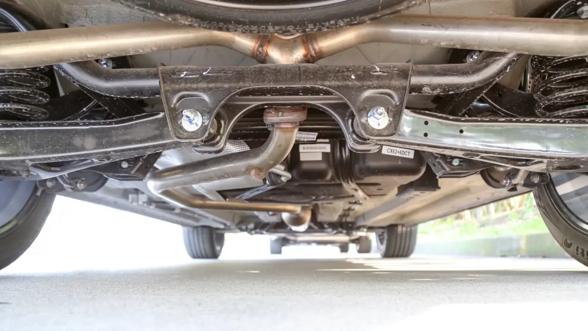 дорожный просвет (днище) Jetour X95 дорожный просвет (днище) Jetour X95