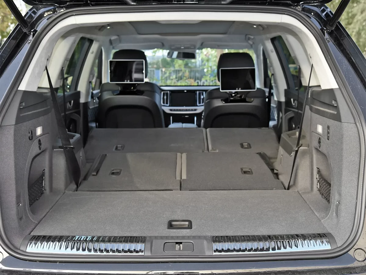 возможности трансформации салона Хонгчи ХС7 возможности трансформации салона Хонгчи ХС7