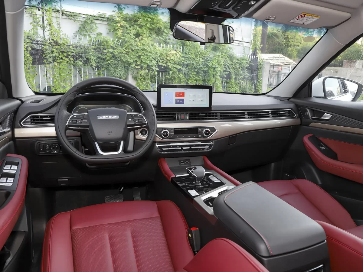 обновленный/Pro интерьер салона Jetour X70