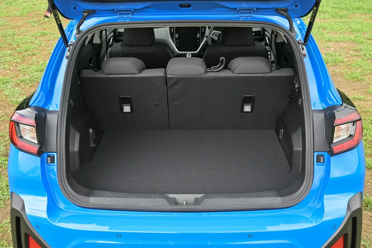 багажное отделение Subaru Crosstrek багажное отделение Subaru Crosstrek