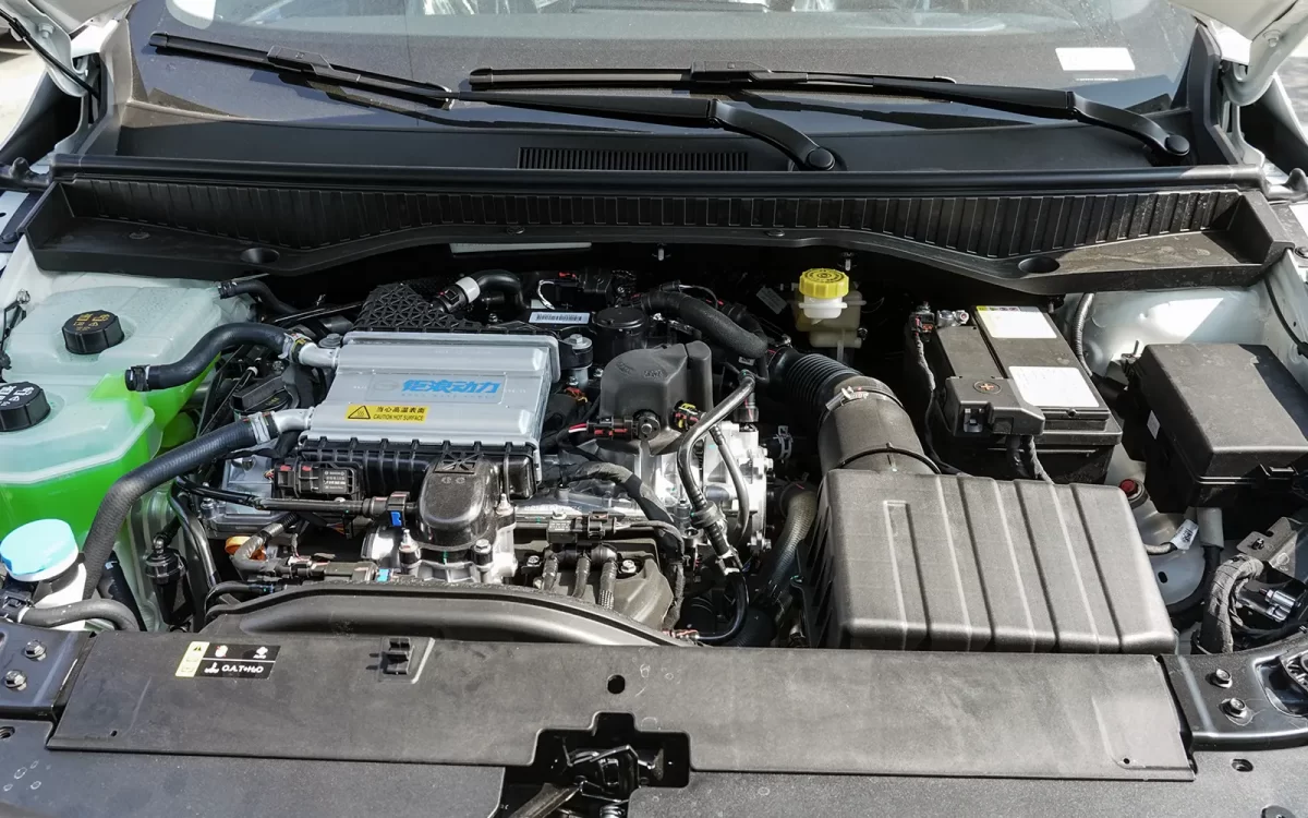 моторный отсек GAC GS3 моторный отсек GAC GS3