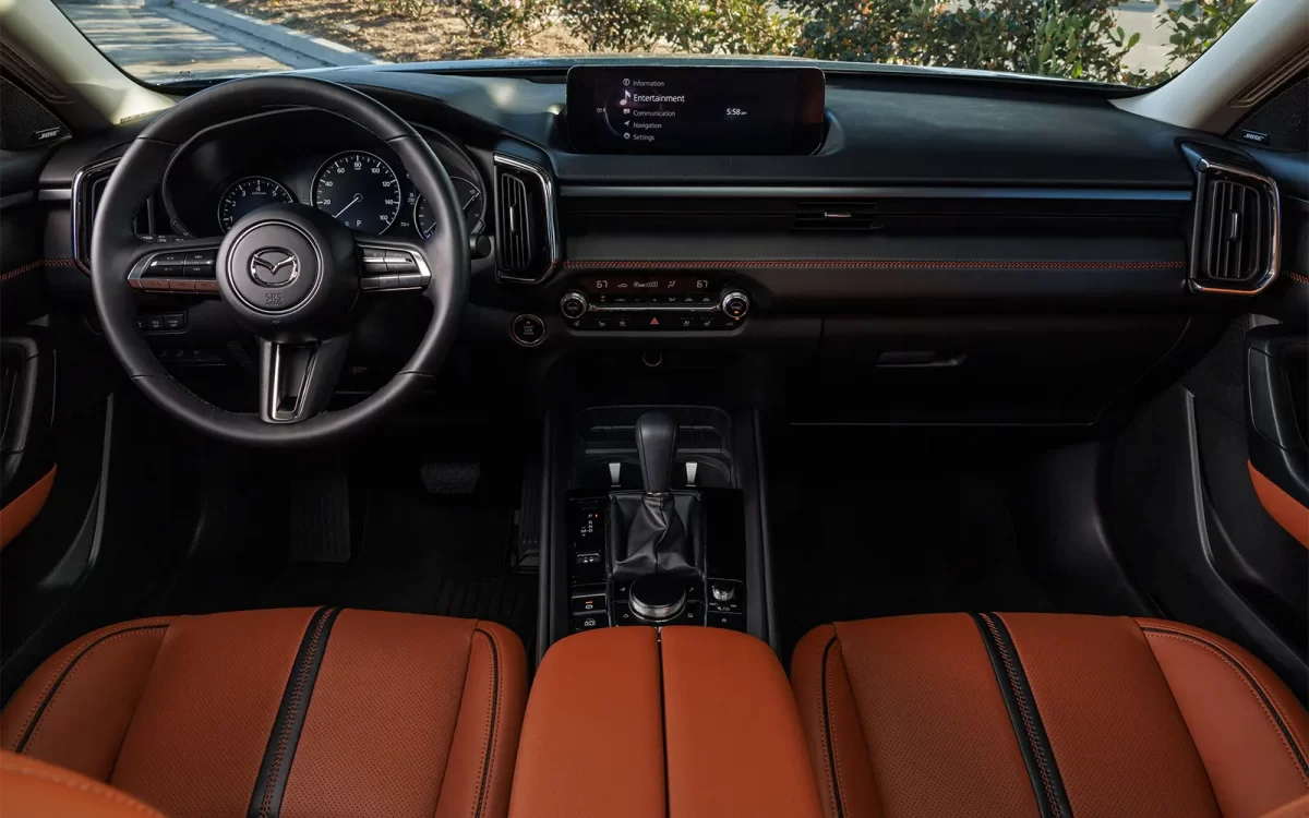 интерьер салона CX-50 (приборная панель, торпедо и центральная консоль) интерьер салона CX-50 (приборная панель, торпедо и центральная консоль)