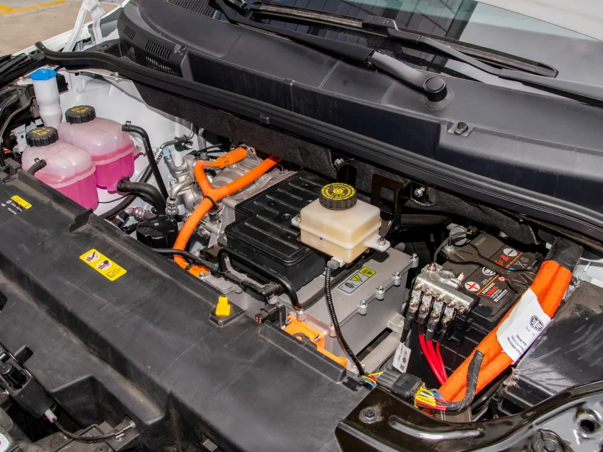 под капотом электро-компактвэна