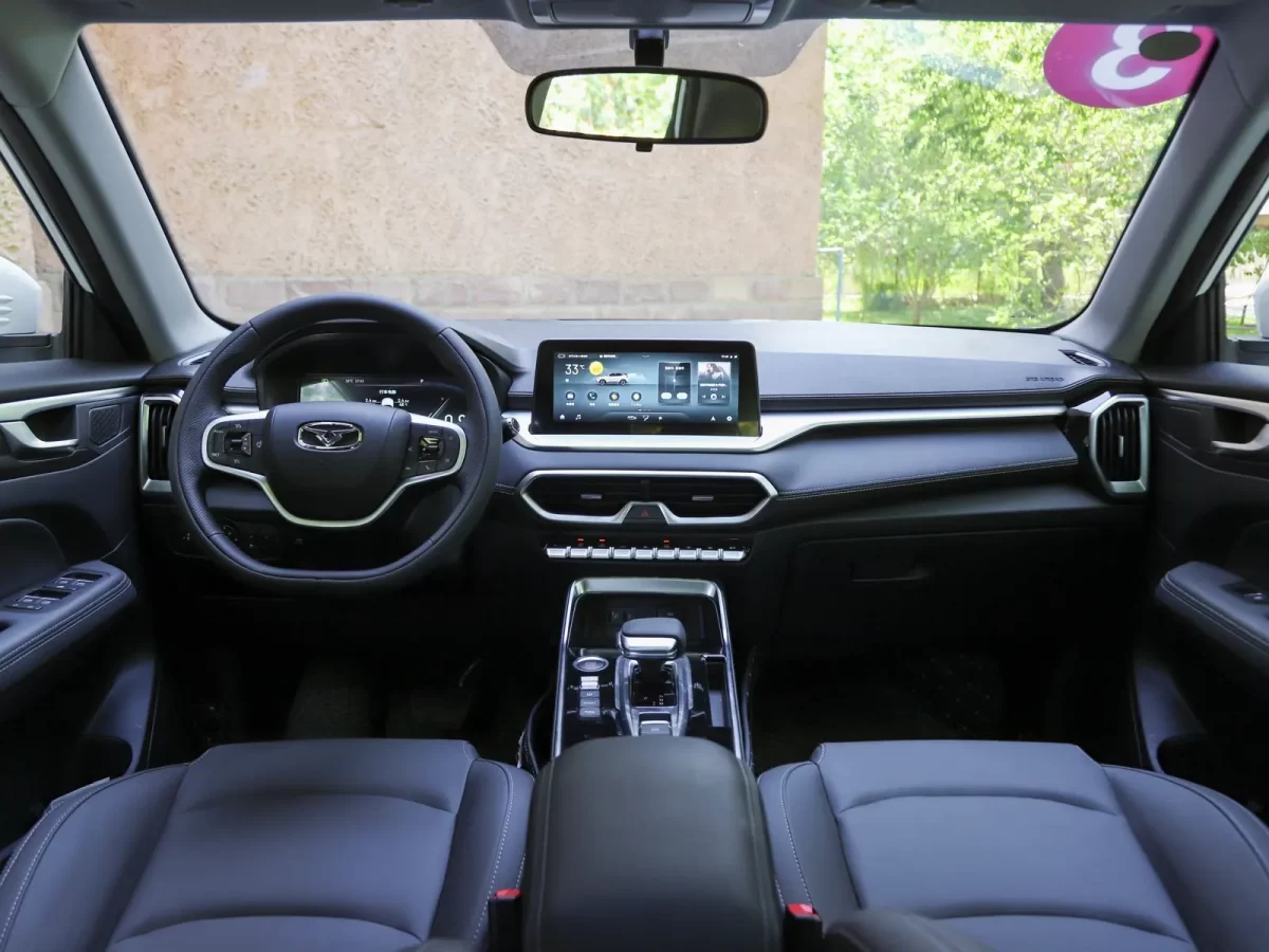 интерьер салона X3 Pro