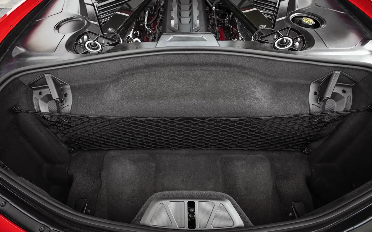 задний багажный отсек