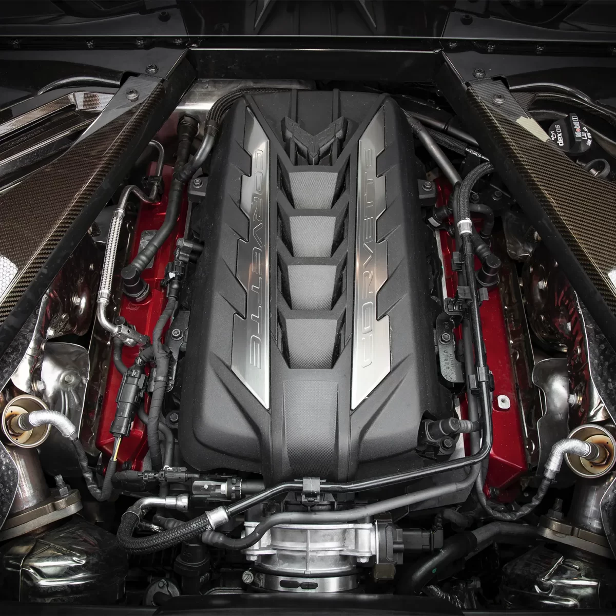 мотор 8-го Корвета