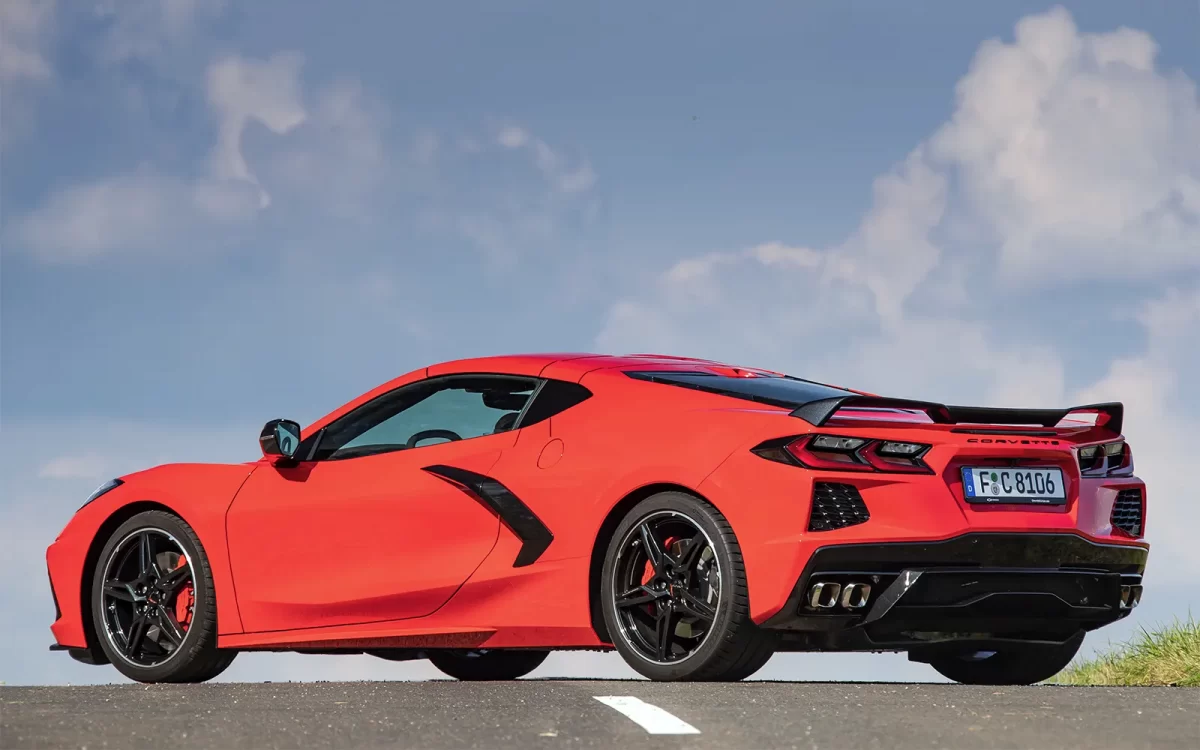 фотография Корвет Стингрей С8 марки Шевролет