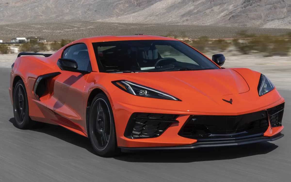 фото Corvette C8 Stingray Z51 Performance