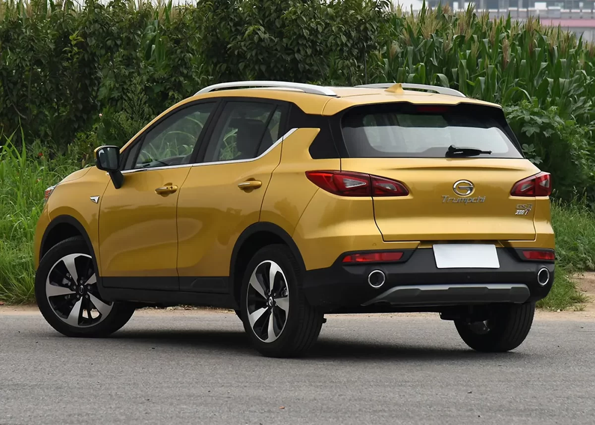 вид сзади на Trumpchi GS3 (2017-2020 годов) от GAC  вид сзади на Trumpchi GS3 (2017-2020 годов) от GAC