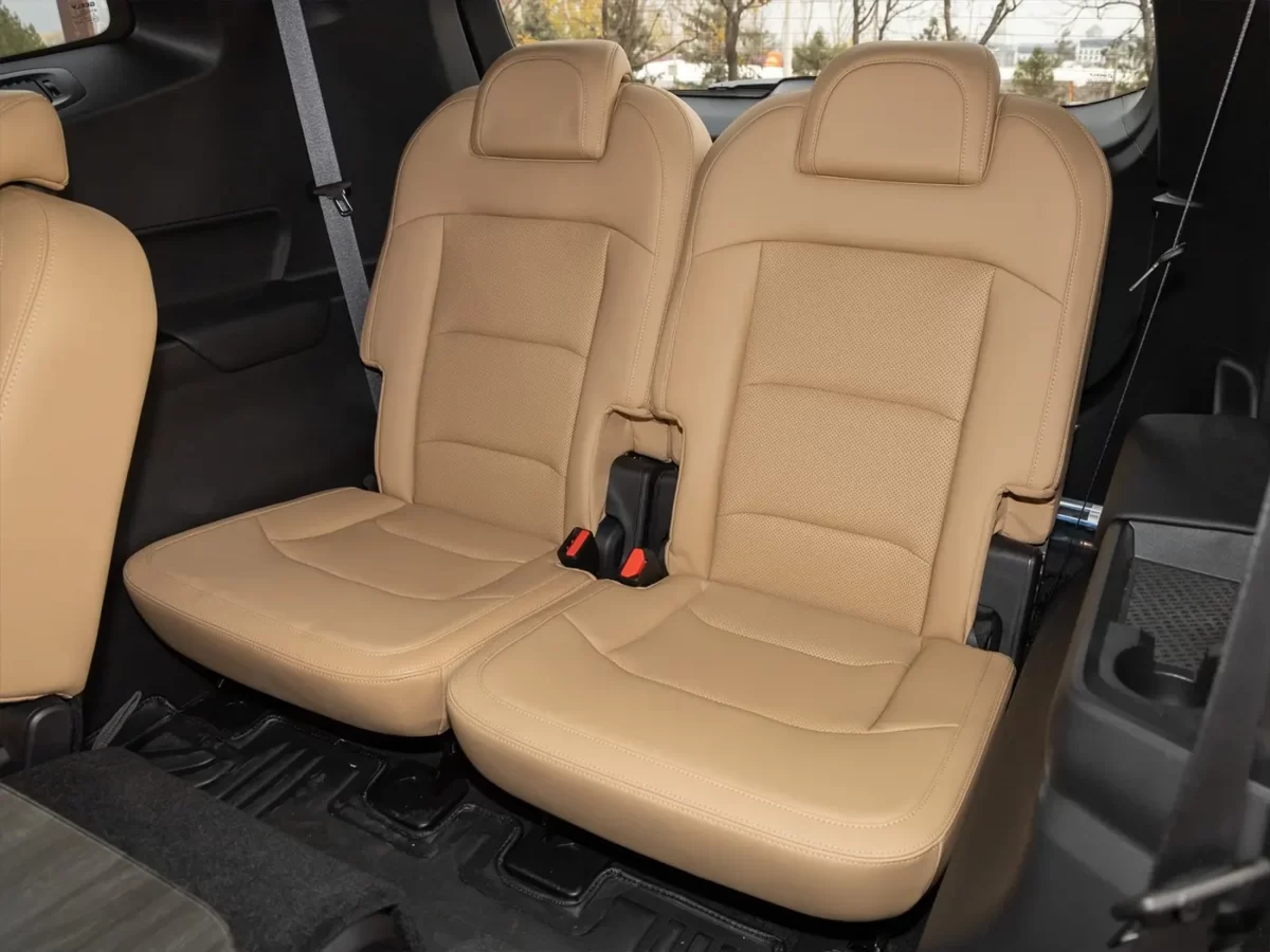 третий пассажирский ряд третий пассажирский ряд