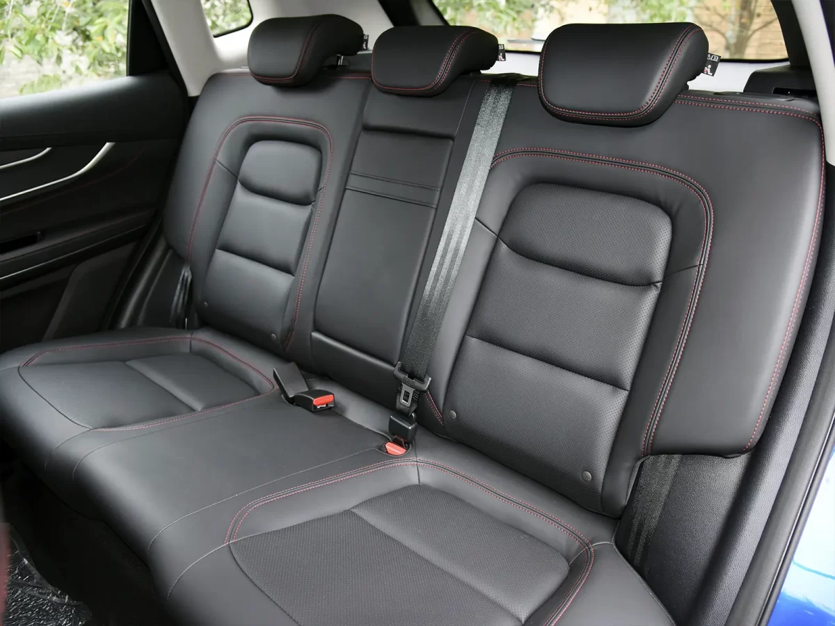 задний пассажирский диван