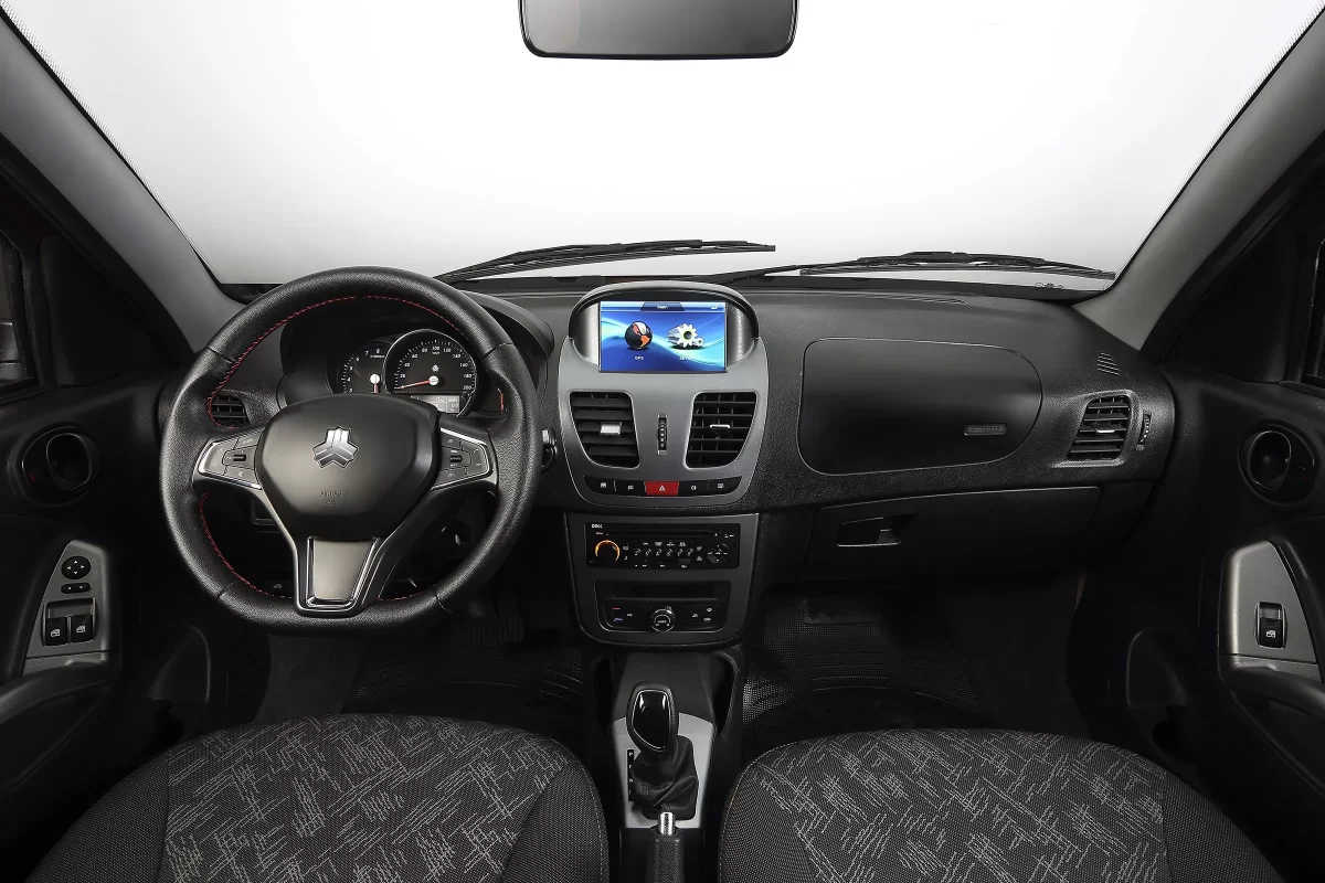 интерьер салона хэтчбека Quik интерьер салона хэтчбека Quik