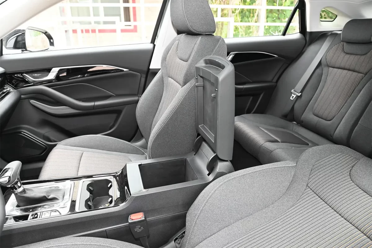 центральный тоннель и подлокотник центральный тоннель и подлокотник