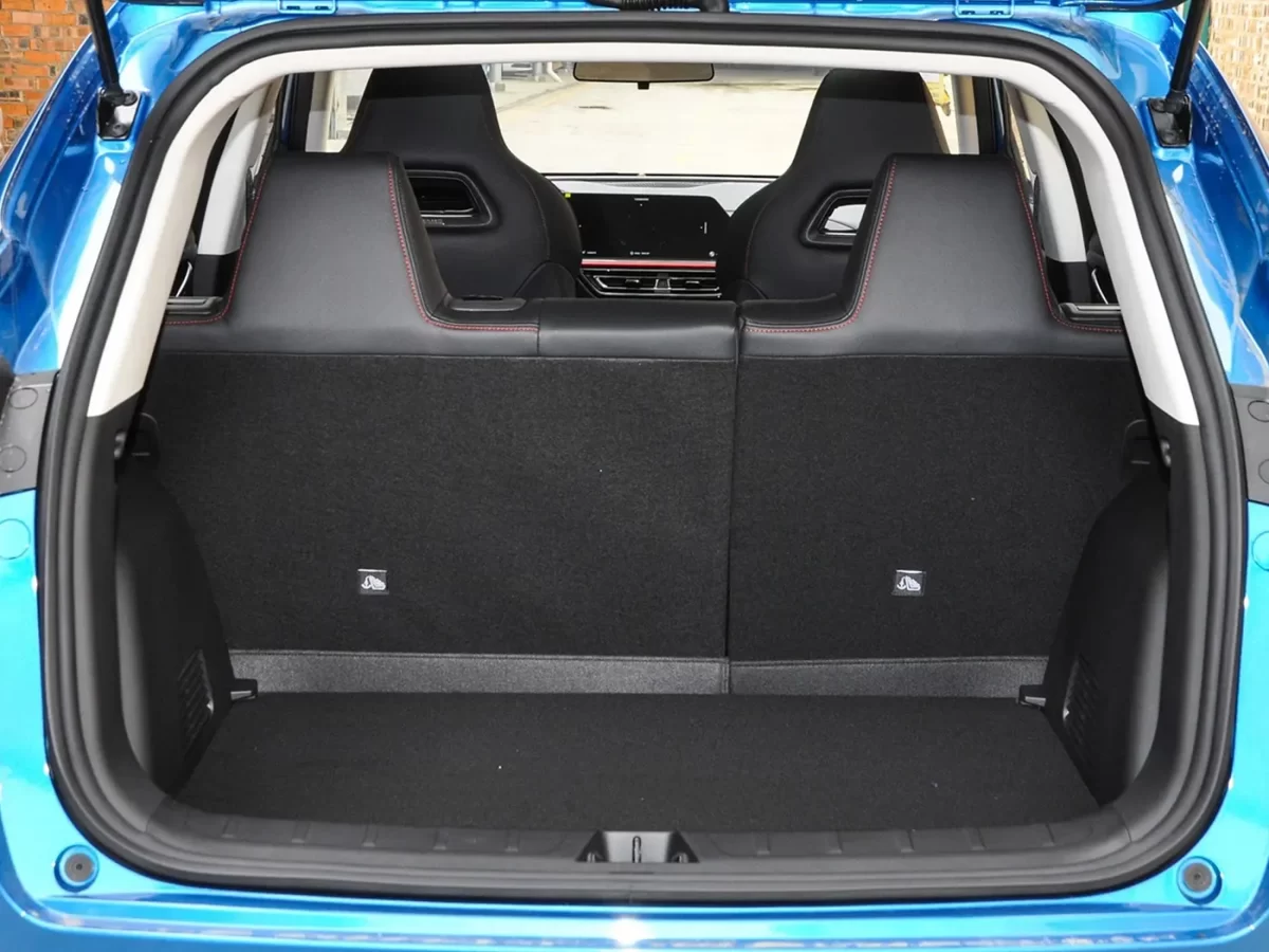 багажный отсек багажный отсек