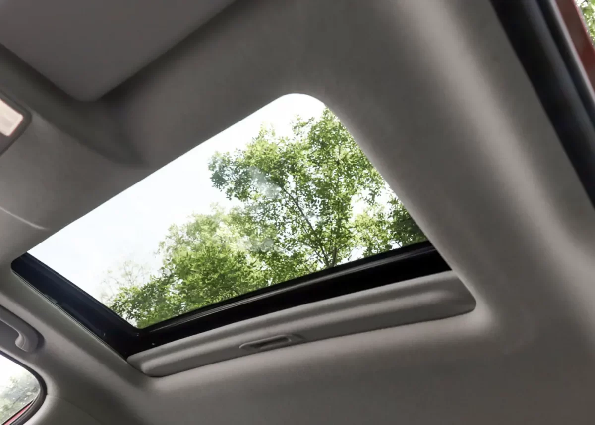 люк в крыше люк в крыше