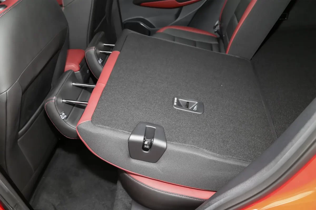 откидная спинка заднего дивана откидная спинка заднего дивана