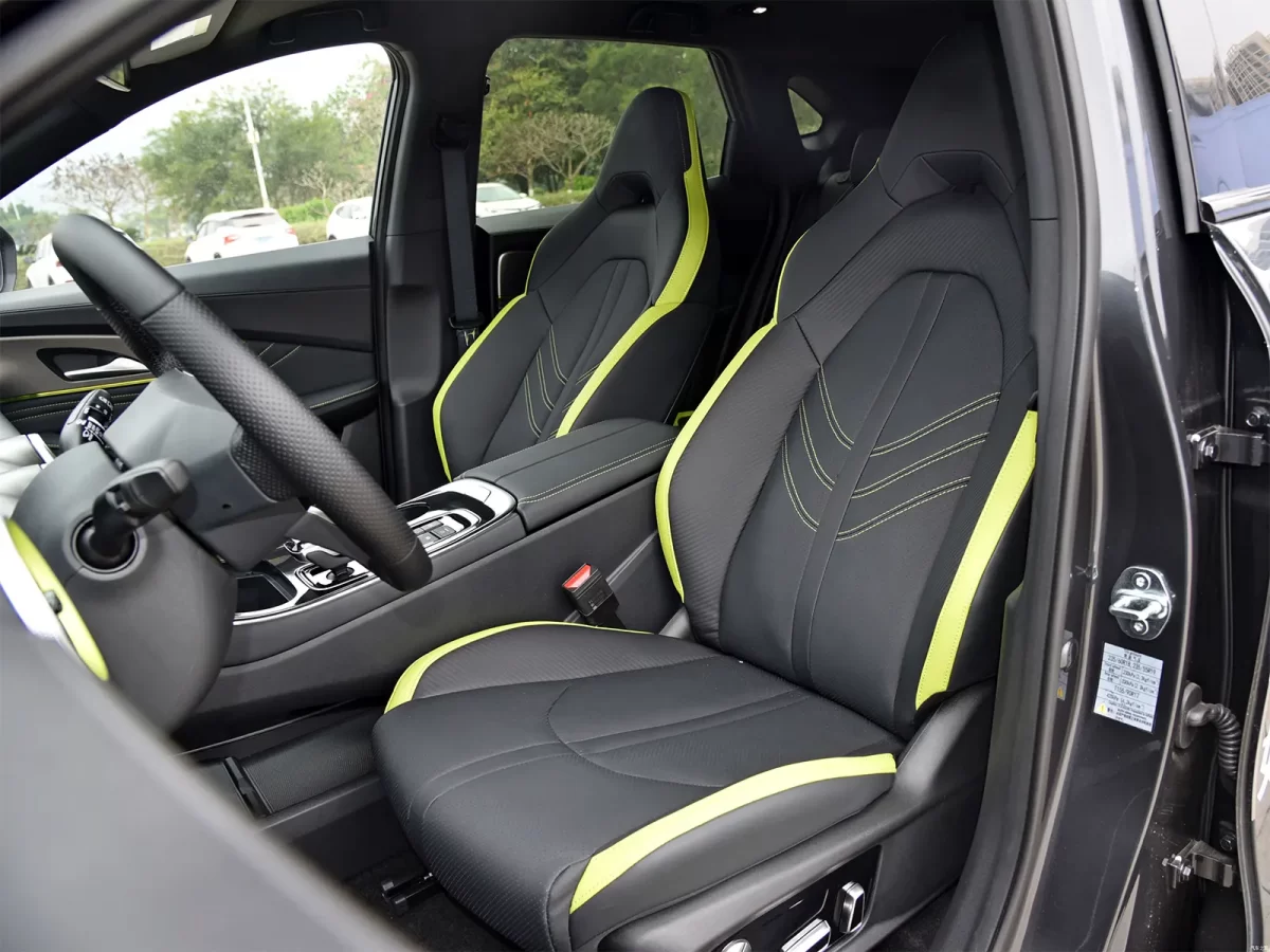 передние сидения i-Sky