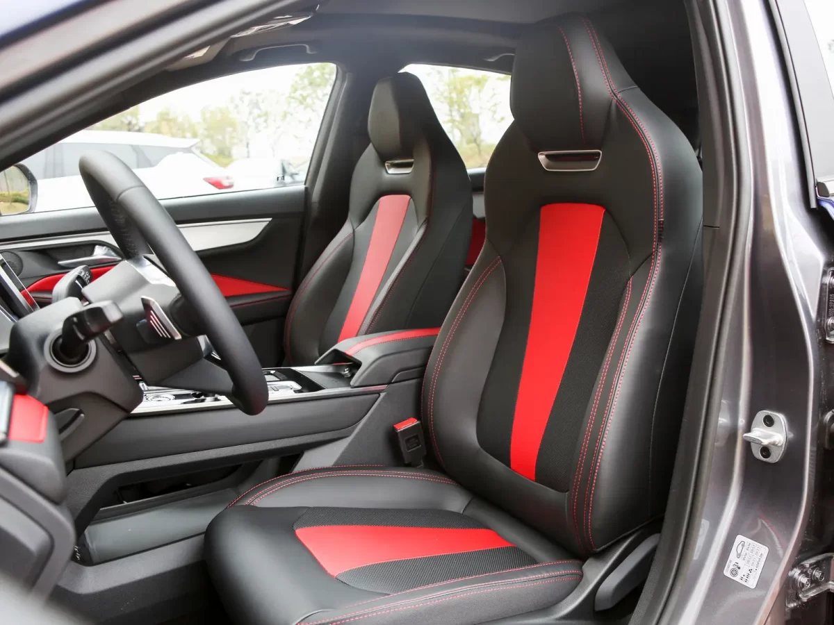 передние сидения в шестой модели Москвича передние сидения в шестой модели Москвича