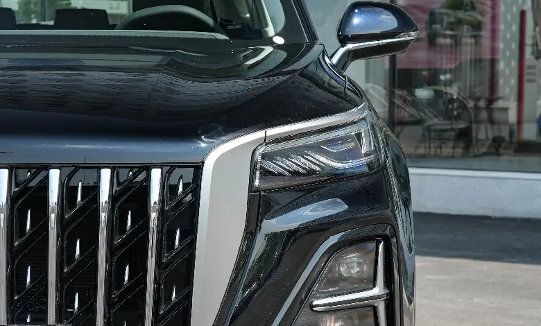 Hongqi HS5