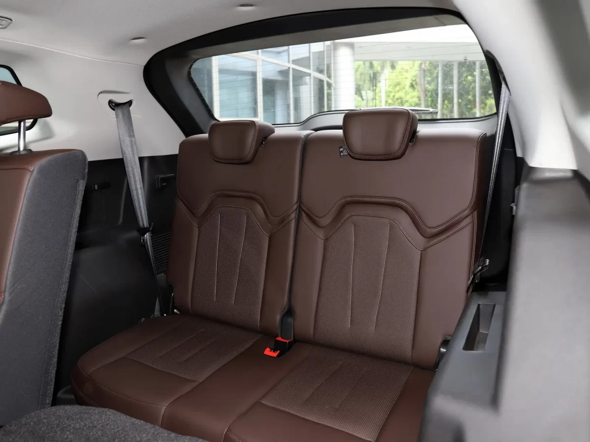 третий ряд сидений третий ряд сидений