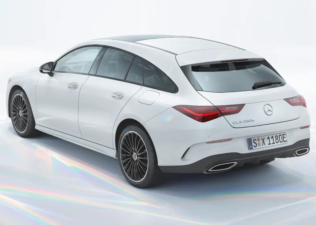 вид сзади на CLA Х118 Shooting Brake вид сзади на CLA Х118 Shooting Brake