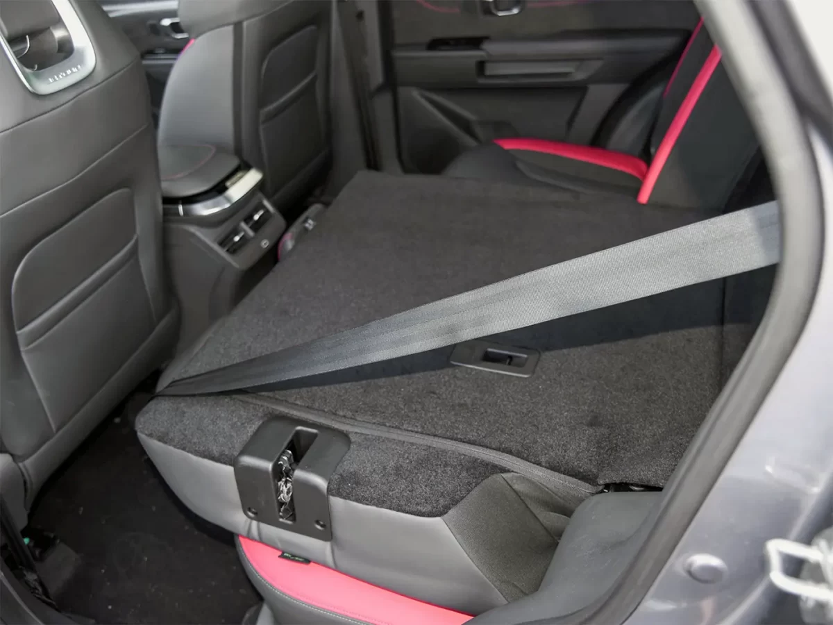 трансформация спинки заднего дивана трансформация спинки заднего дивана