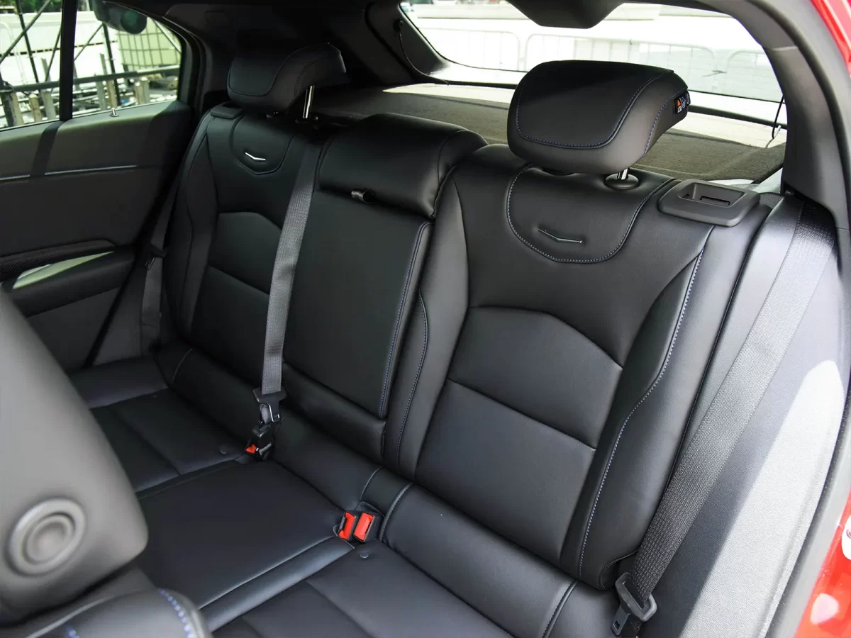 второй пассажирский ряд второй пассажирский ряд