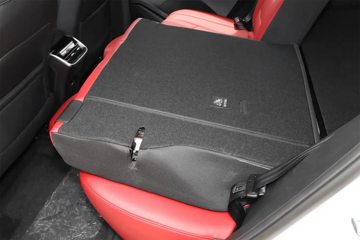 складывающиеся спинки заднего дивана складывающиеся спинки заднего дивана