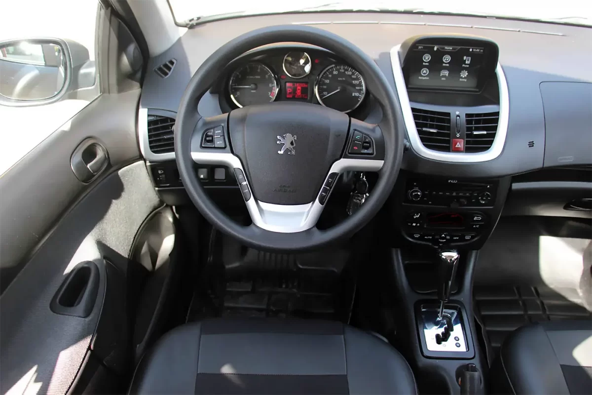 интерьер салона Peugeot 207i интерьер салона Peugeot 207i