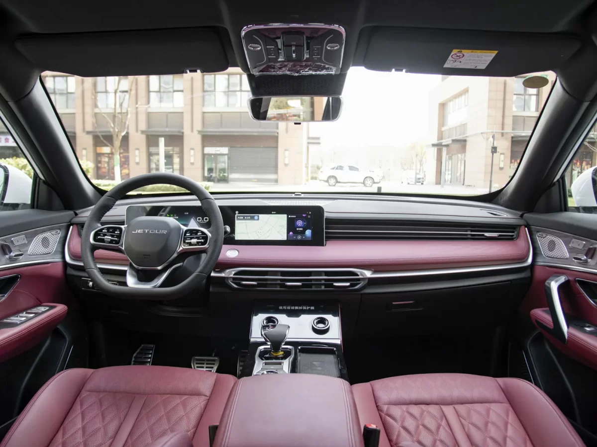 интерьер салона в X70+ от Jetour интерьер салона в X70+ от Jetour