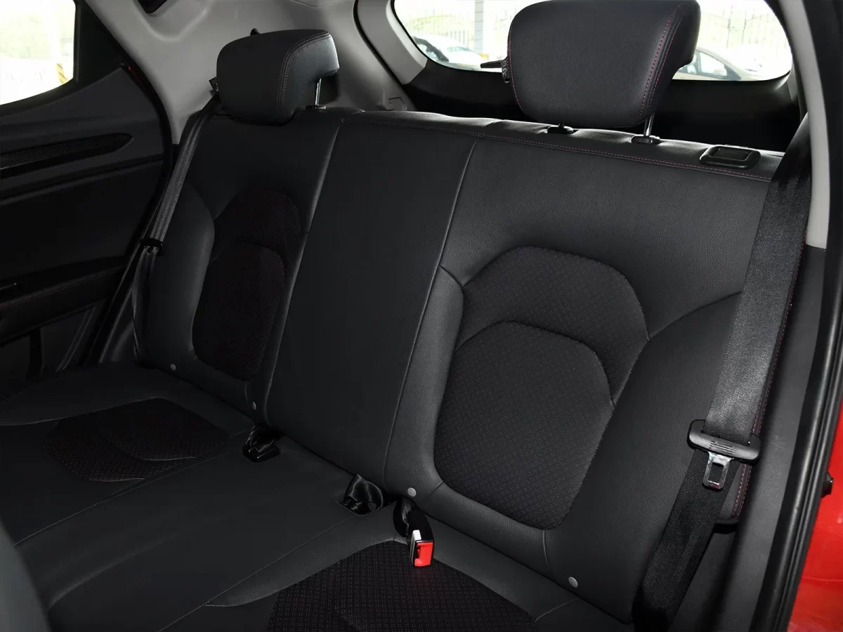 пассажирский диван второго ряда S3 Pro в Ruifeng-JAC