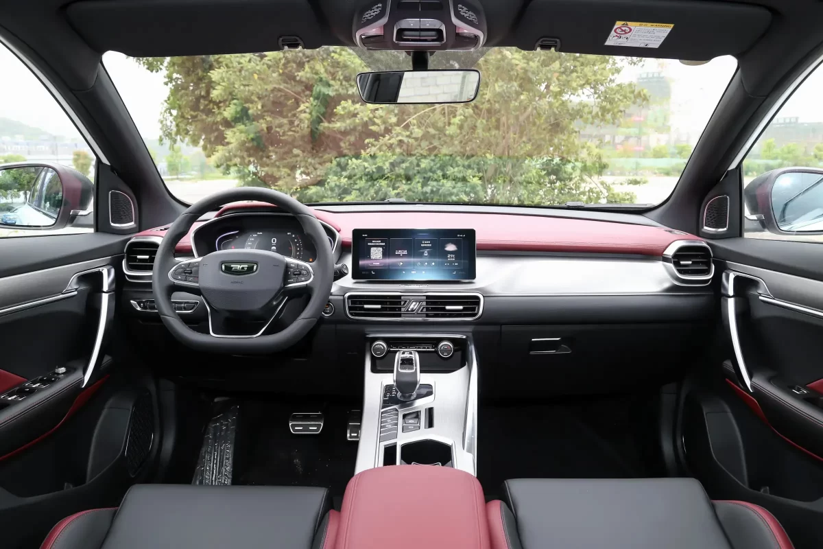 интерьер салона Икс 50 от Белжи интерьер салона Икс 50 от Белжи