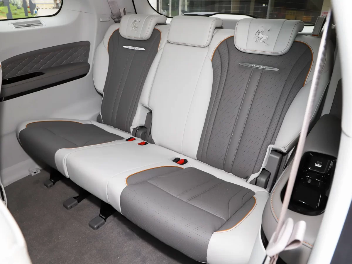 пассажирские места третьего ряда пассажирские места третьего ряда