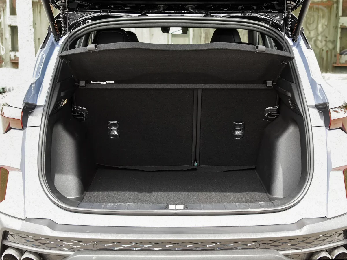 багажник нового Джили Кулрея багажник нового Джили Кулрея