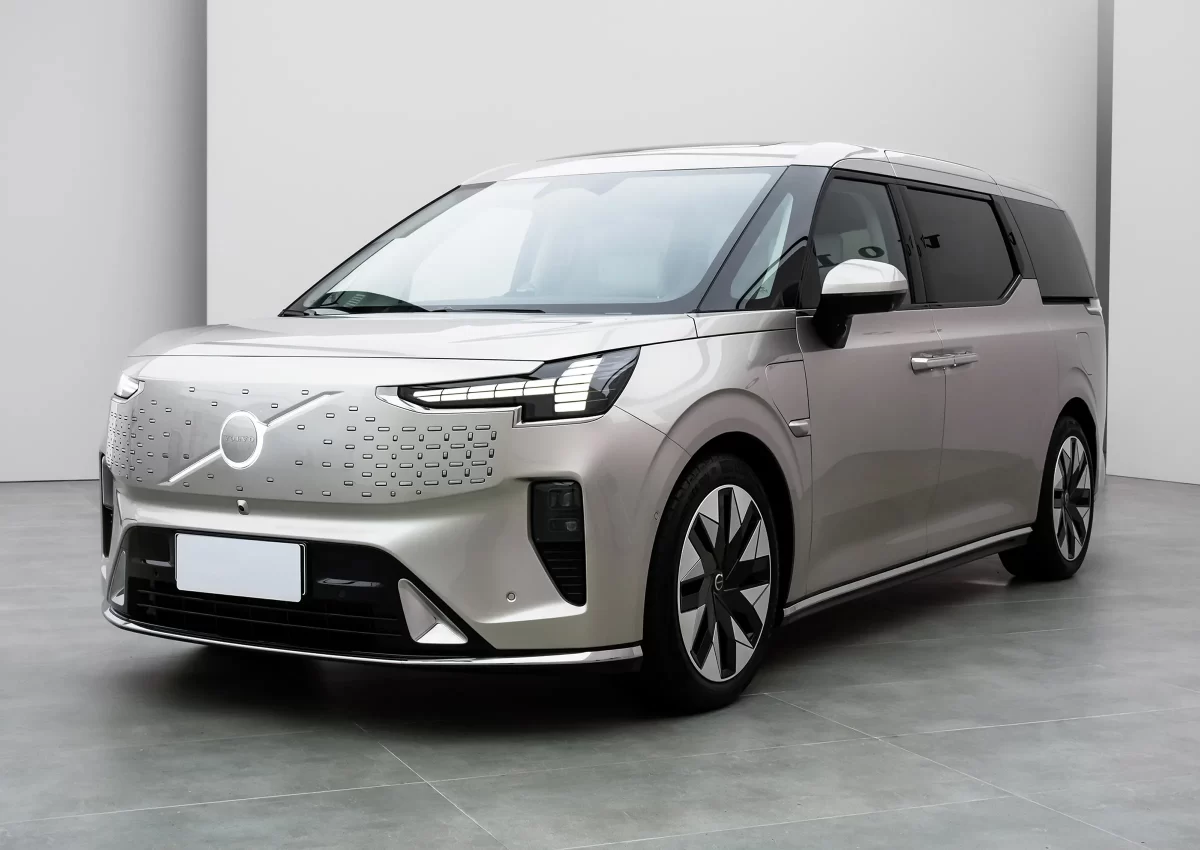 фото EM90 от Volvo 