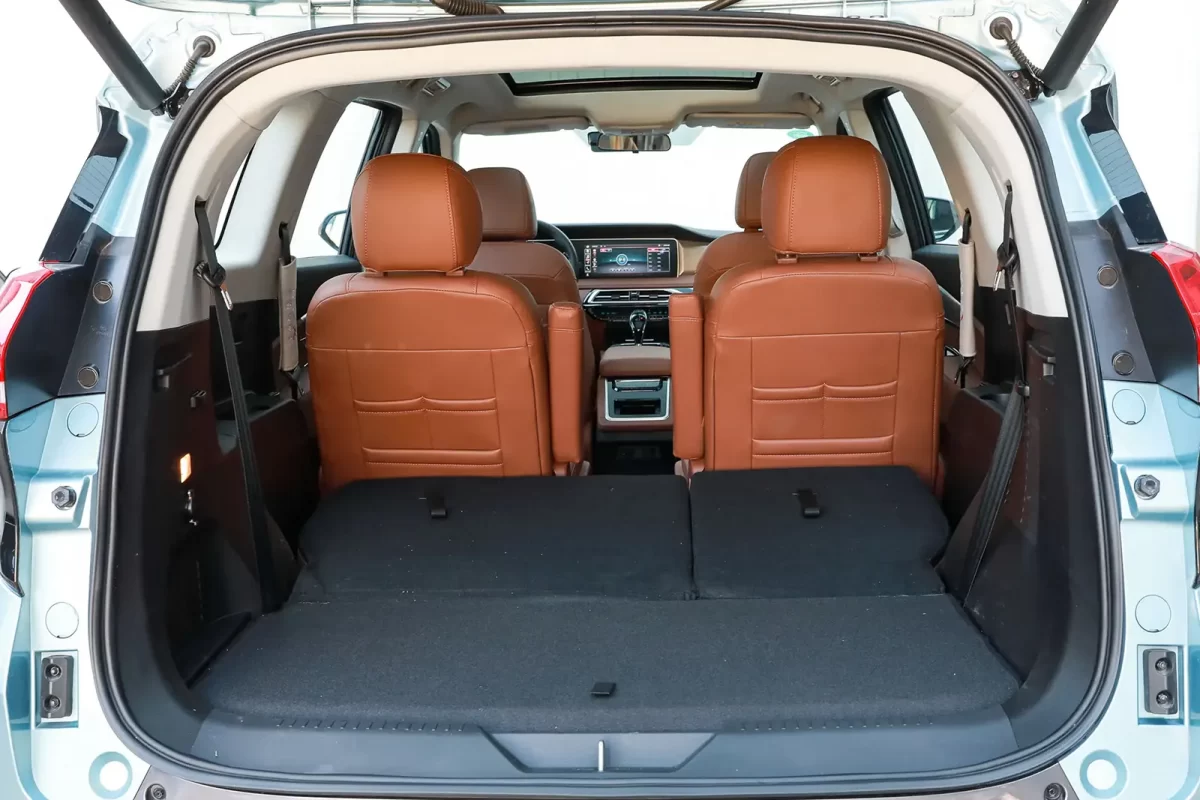 багажное пространство в Haima 7X при четырехместной раскладке