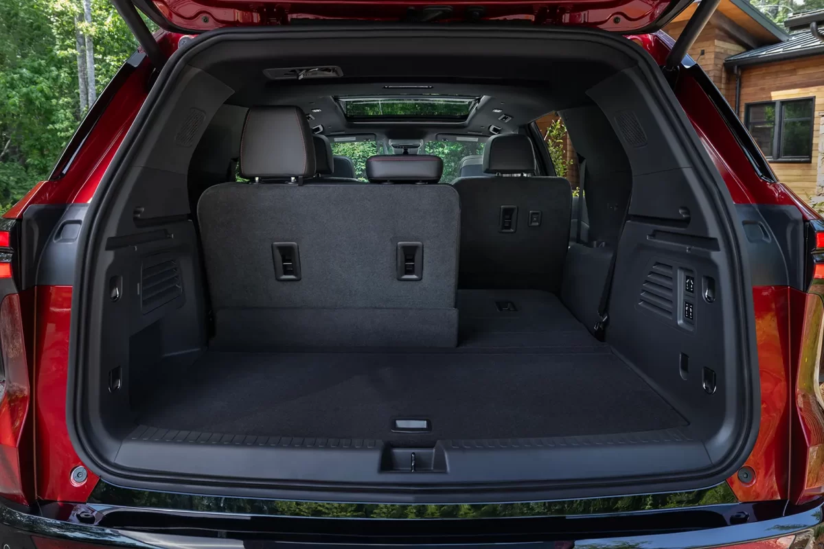 багажный отсек Chevrolet Traverse 3