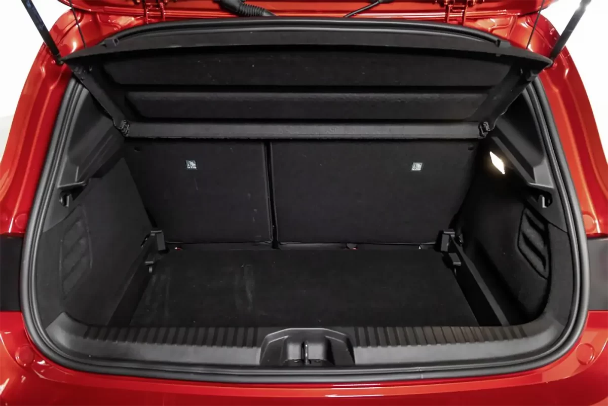 багажный отсек в Colt 7