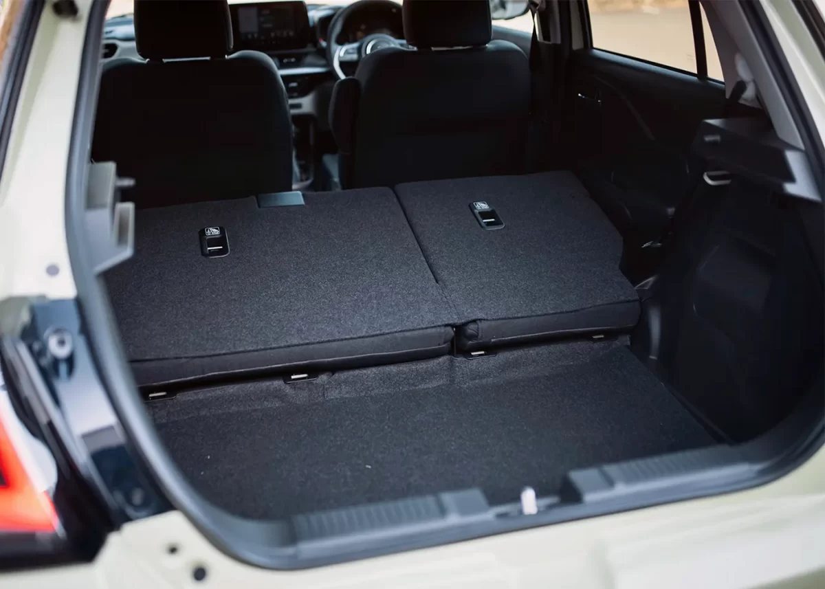 возможности трансформации салона пятого Свифта возможности трансформации салона пятого Свифта