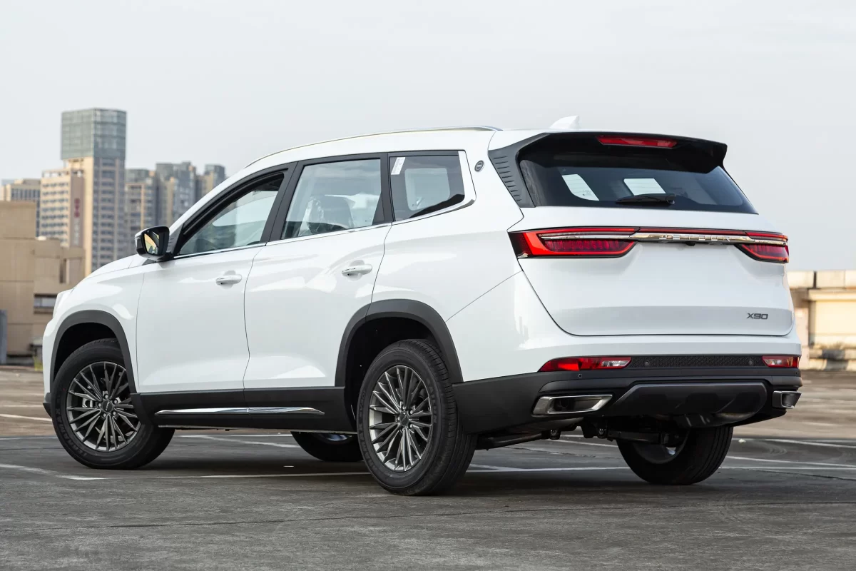 Jetour X90 (в дизайне 2019 года) Jetour X90 (в дизайне 2019 года)