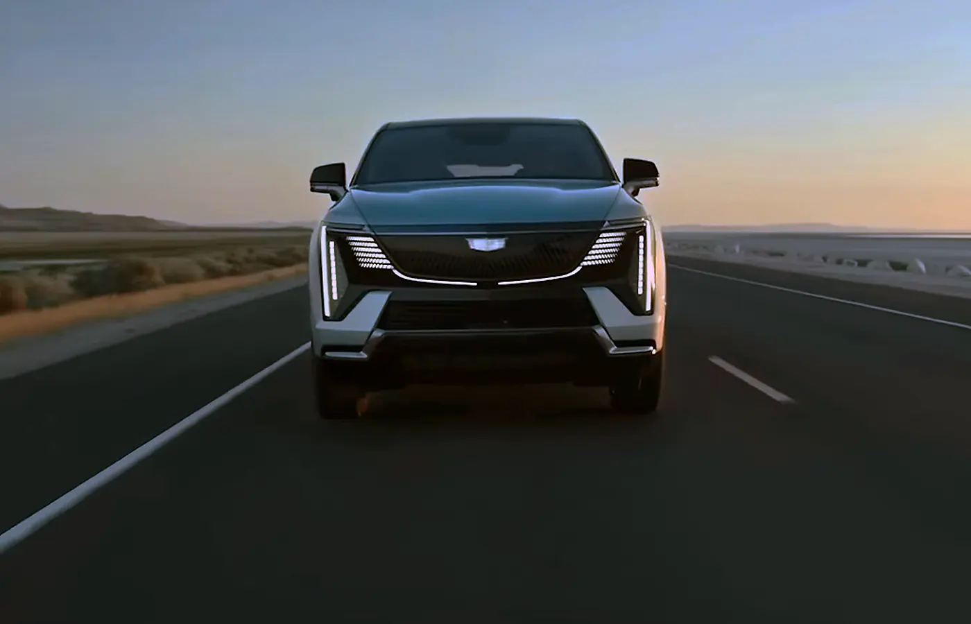 Кроссовер Escalade IQ