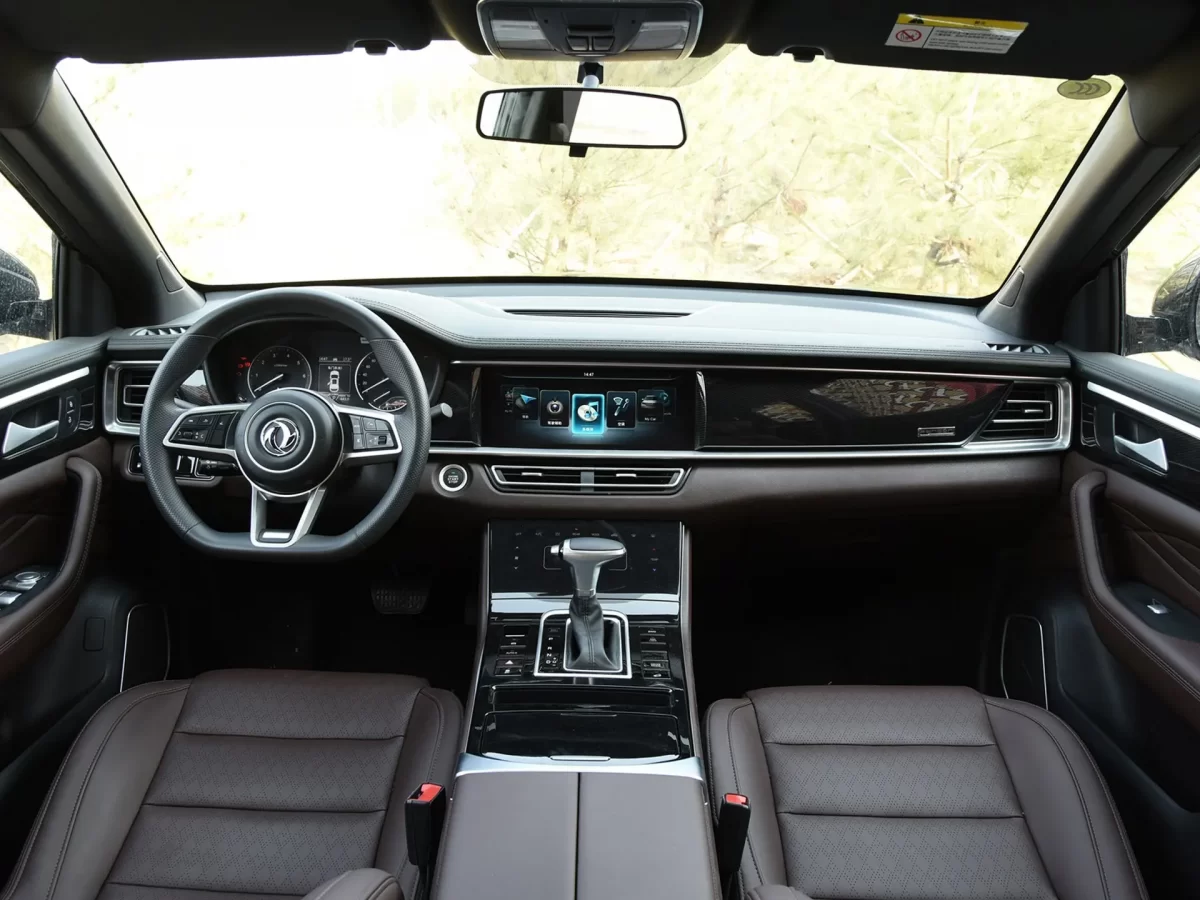 интерьер салона DFSK Glory ix7 интерьер салона DFSK Glory ix7