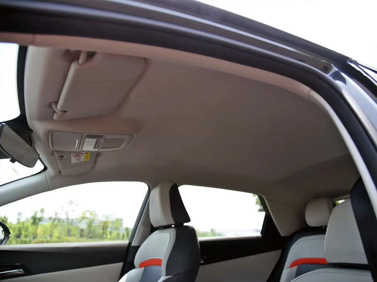 салонное пространство в MG4 EV салонное пространство в MG4 EV