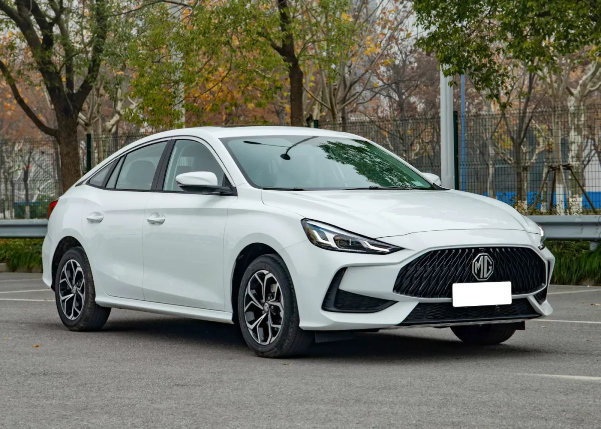 фото седана МГ 5 второго поколения (Китай) фото седана МГ 5 второго поколения (Китай)