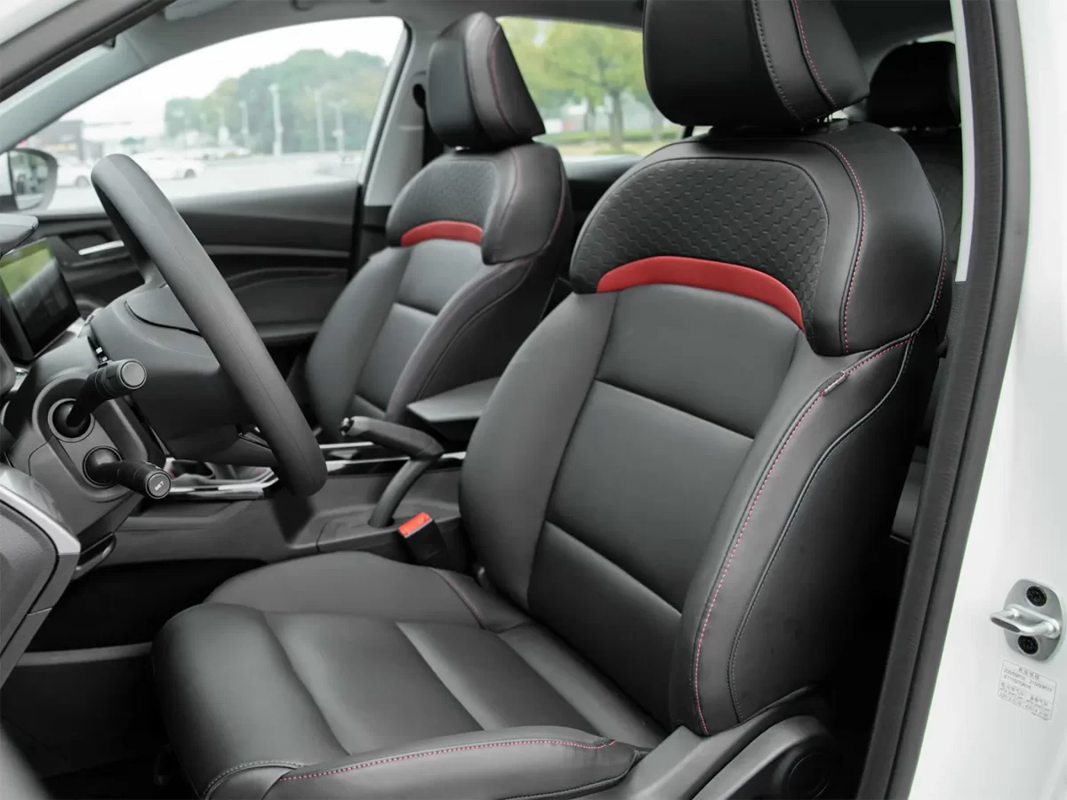 передние кресла MG5 II Sedan передние кресла MG5 II Sedan