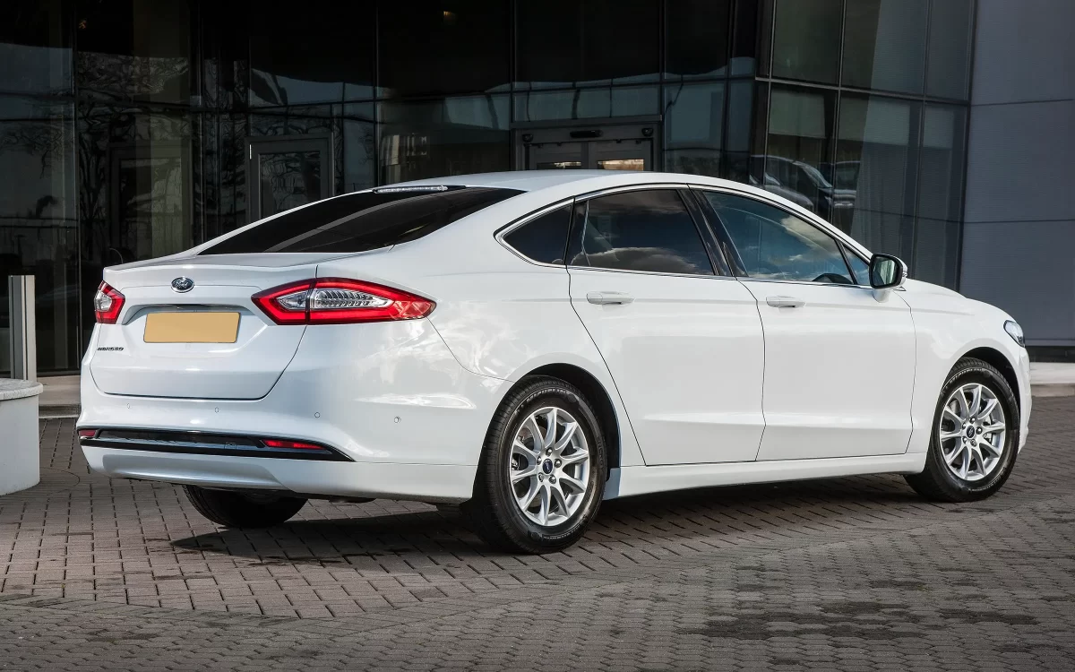 фотография седана Mondeo V (2012-2018 года) фотография седана Mondeo V (2012-2018 года)
