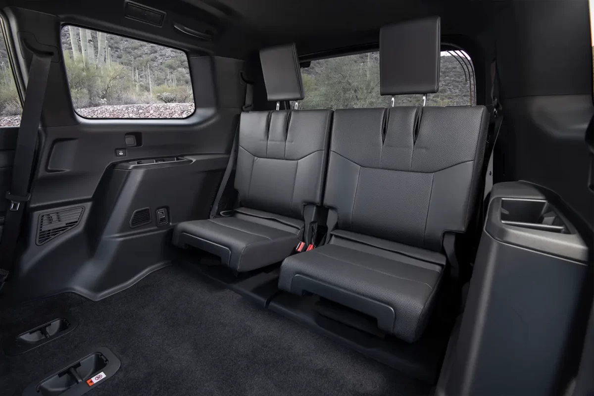 третий ряд пассажирских мест в Lexus GX 550 (J250) третий ряд пассажирских мест в Lexus GX 550 (J250)