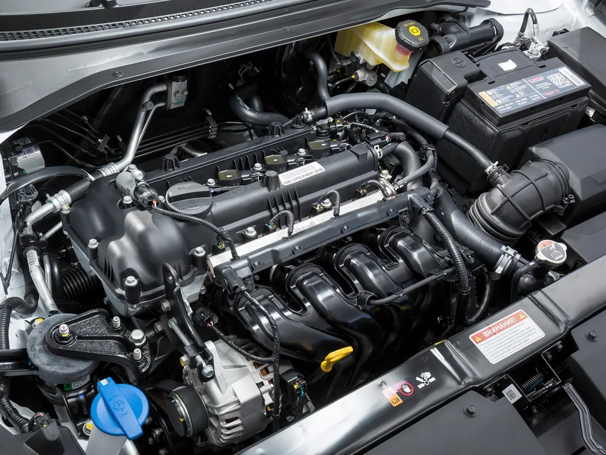 под капотом седана Solaris KRS под капотом седана Solaris KRS