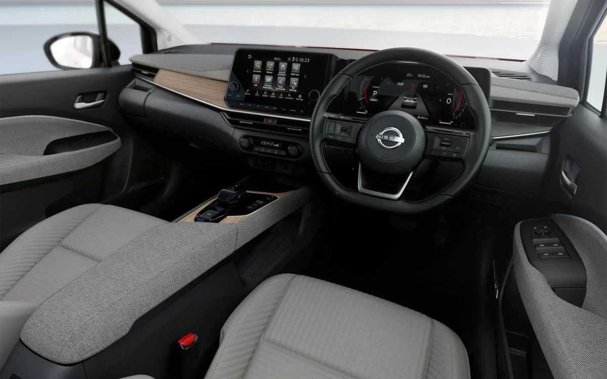 интерьер салона Ниссан Ноут 3 Аура интерьер салона Ниссан Ноут 3 Аура