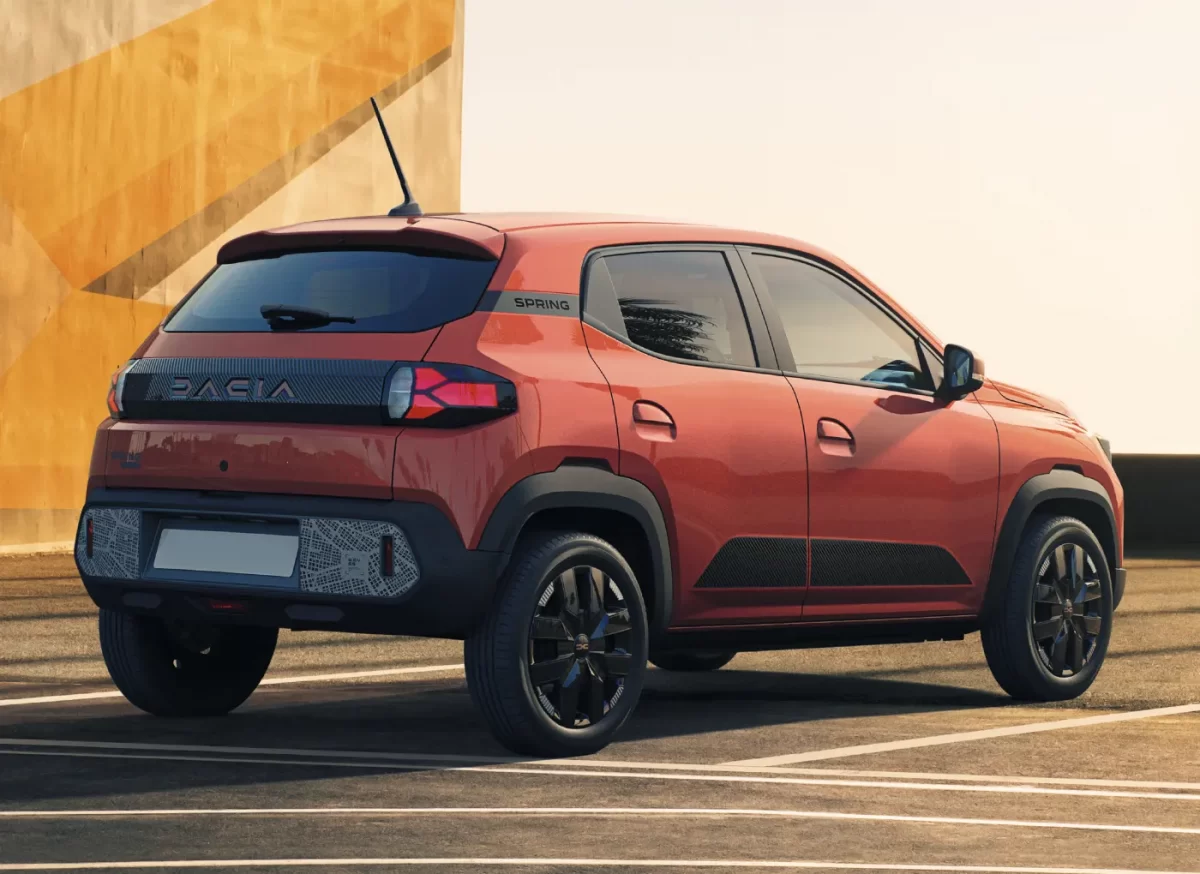 фотография хэтчбека Спринг'2024 марки Дачия